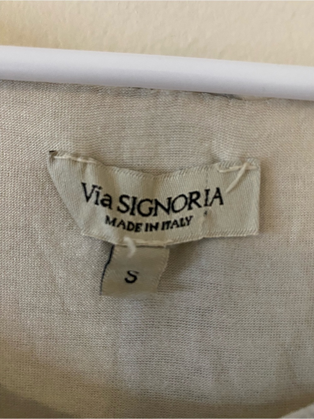 Via Signoria Made in Italy Silk sheer Floral Lace Hem Sleeveless Top - Cream - Picture 4 of 11